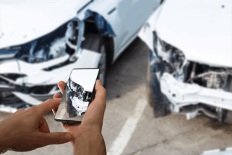 Carros Elétricos e "Perda Total": Por que os EVs São Declarados Irreparáveis com Tão Pouco Dano?